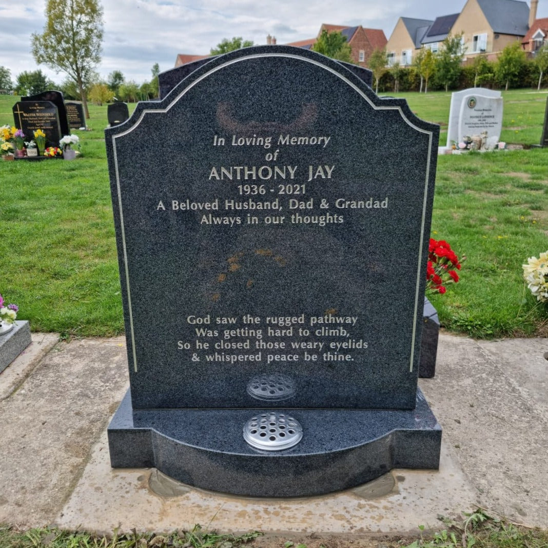 Chequered Shoulders Headstone With Pin Line Frame
