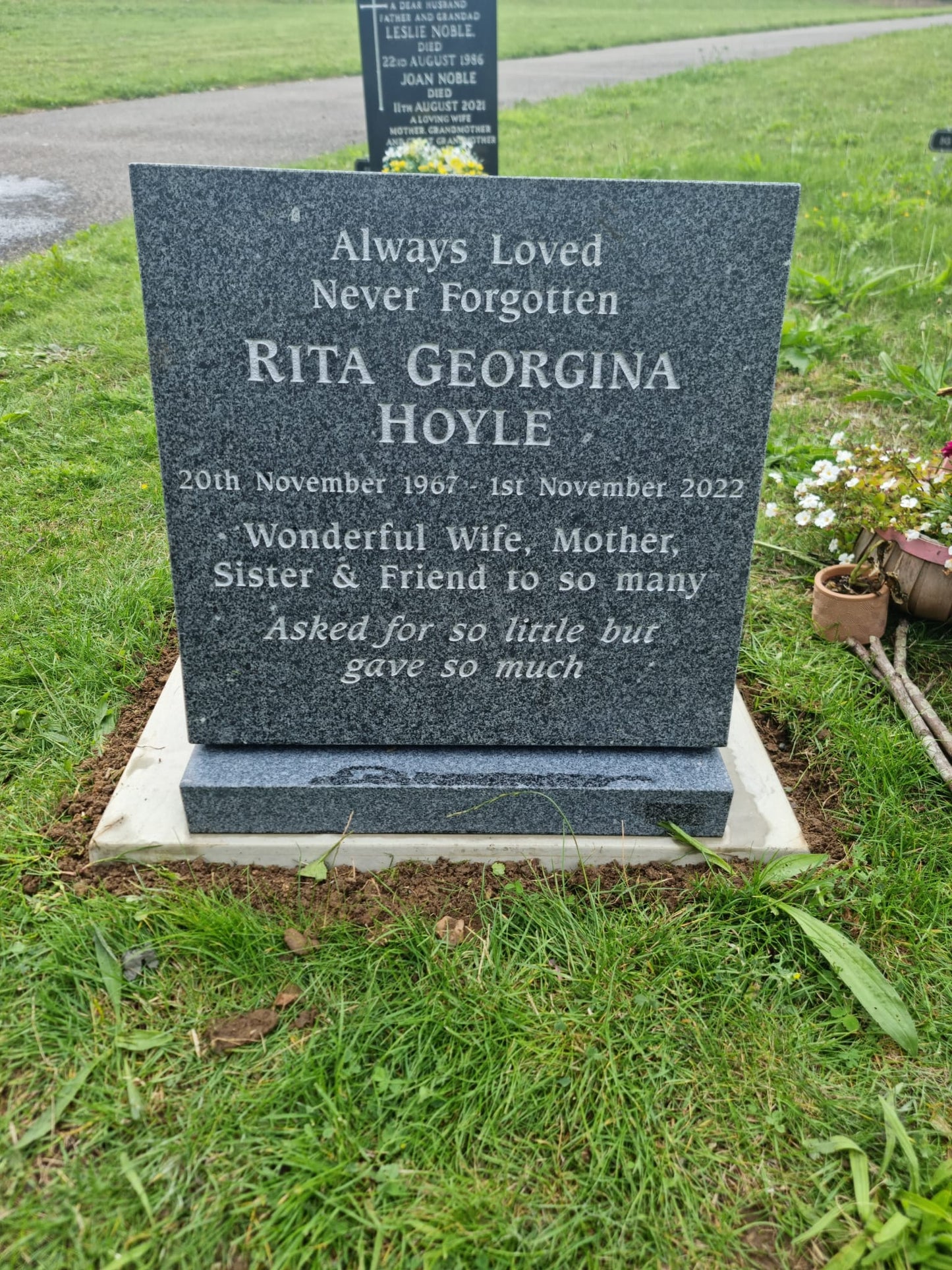 Painted Rose Tablet Memorial