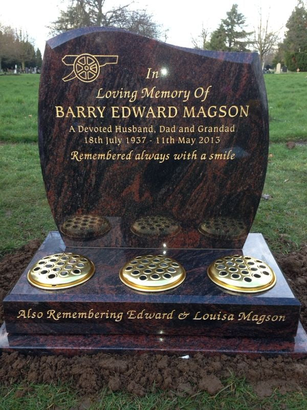 Half ogee with rounded edges memorial