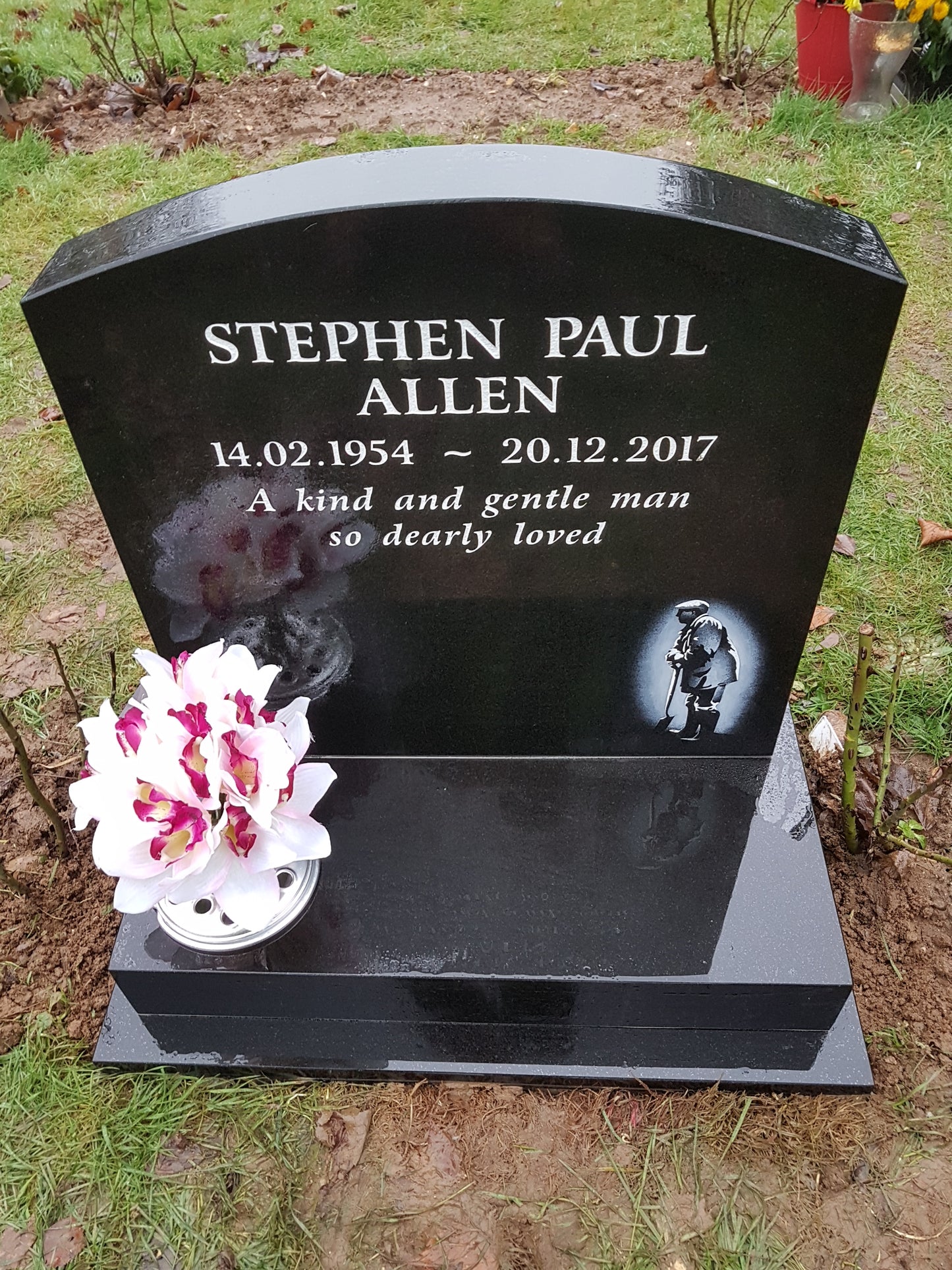 Oval Top Headstone With Or Without illustration