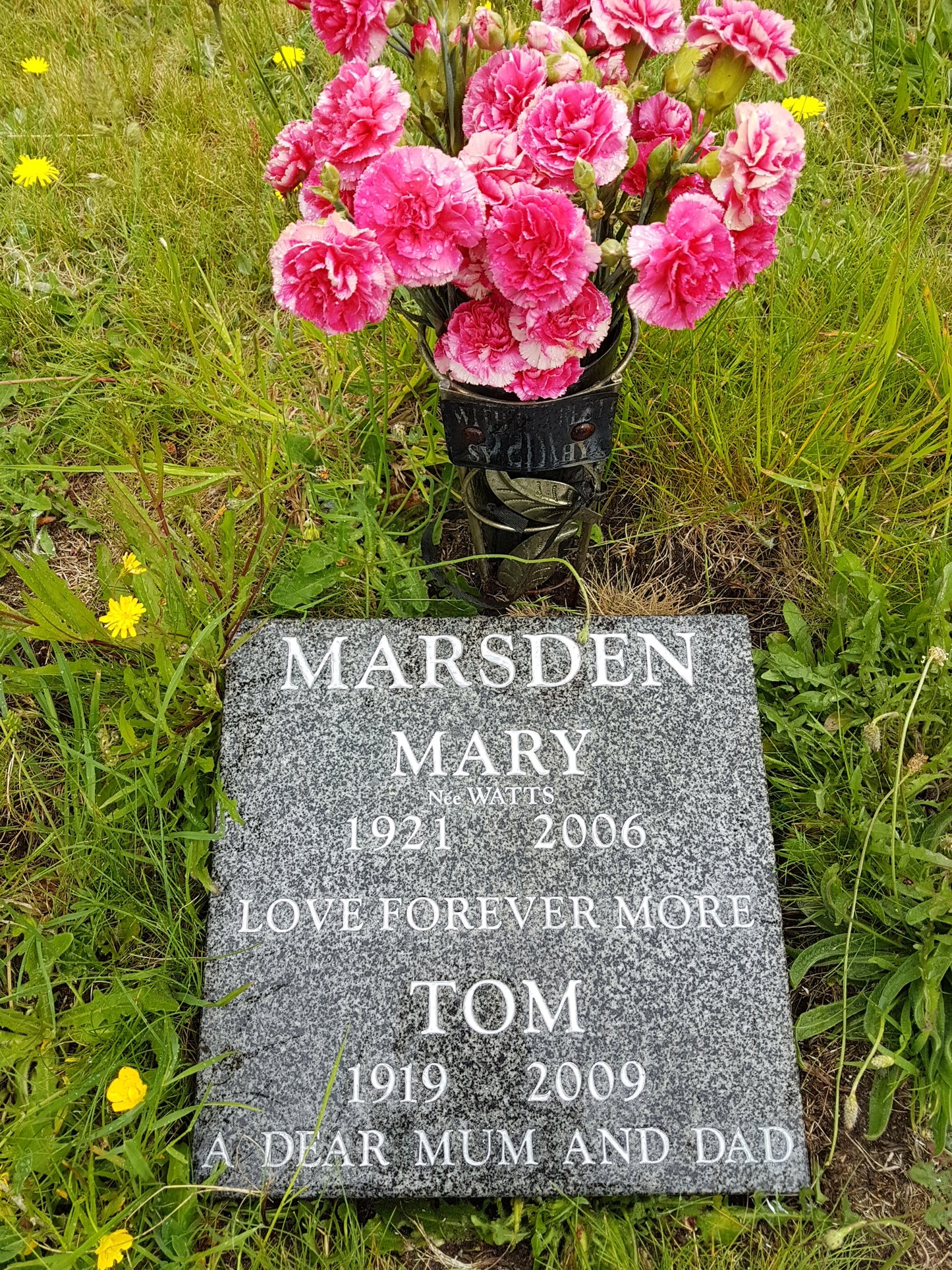 Painted Rose Tablet Memorial