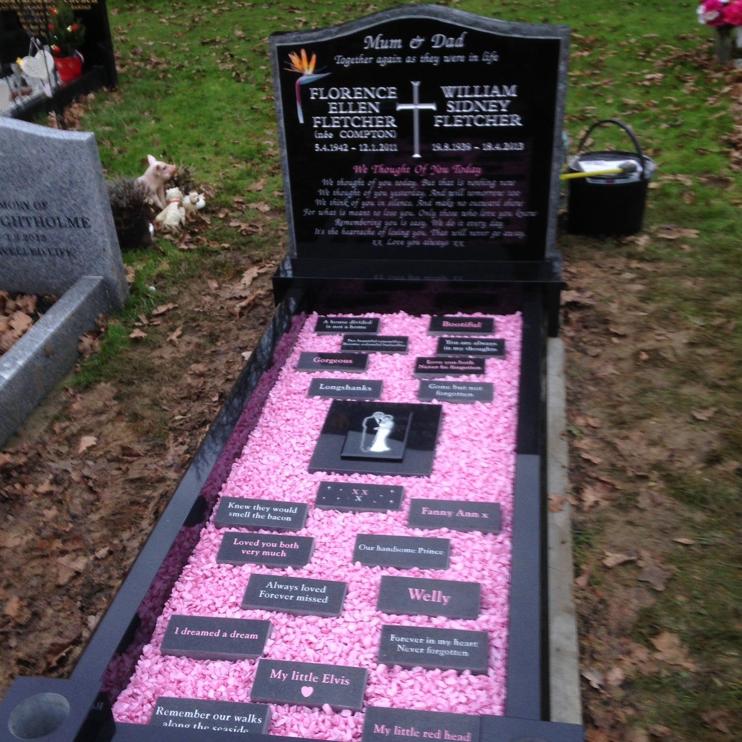 Ogee headstone with kerbs and corner posts