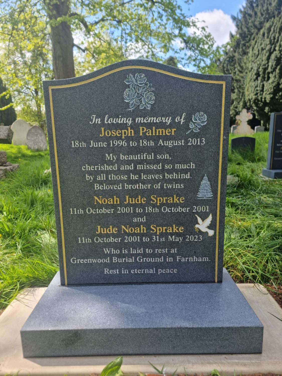 Ogee Top Headstone With Painted Lily