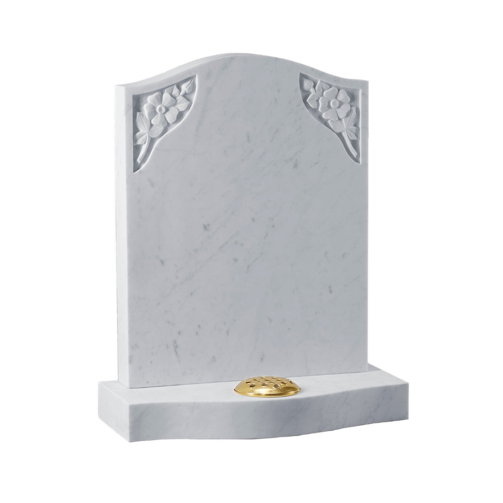 Ogee top memorial with carved roses to shoulders