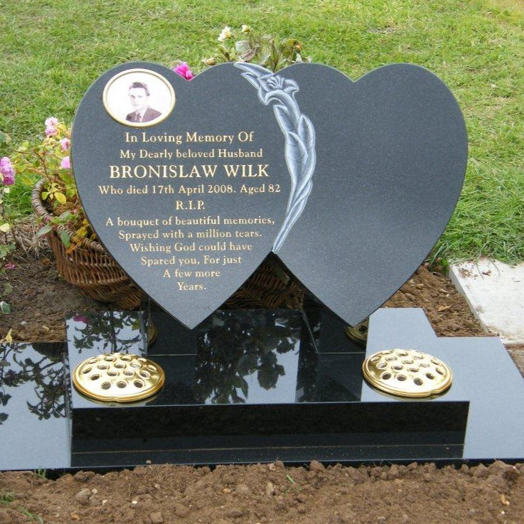 Double heart memorial